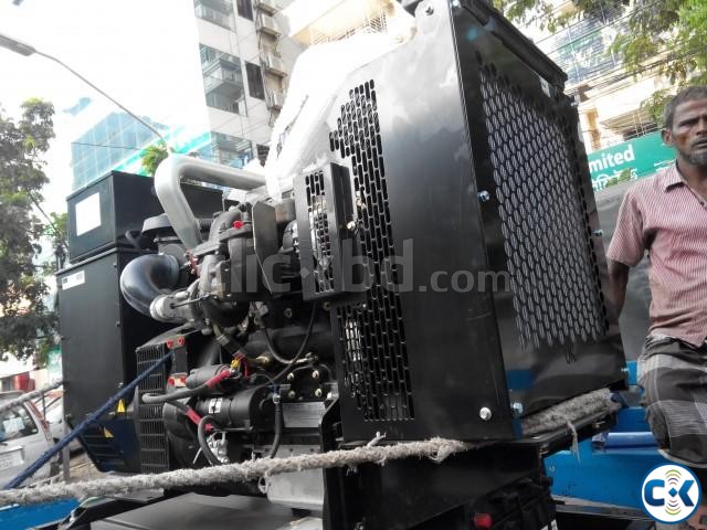 UK Perkins Diesel Generator 20 KVA large image 0