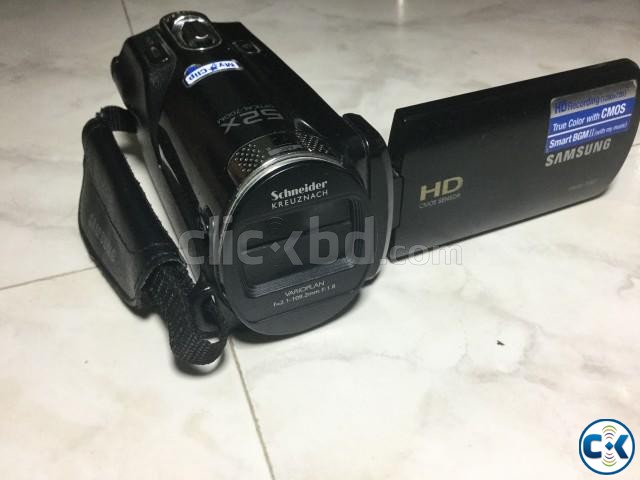 Samsung HMX-F80 HD video camera large image 0
