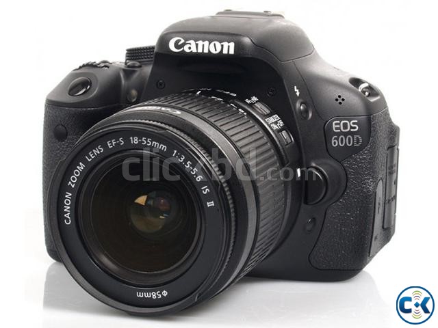 Canon EOS 700D DSLR Camera with 18-55mm EF-S IS STM Lens large image 0