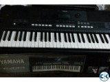 Yamaha Psr E433