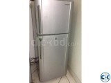 Samsung 9.5 CFT Fridge for sale