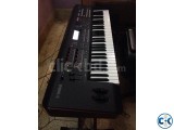 Yamaha Mox F6 keyboard