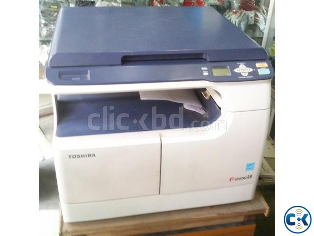 Toshiba e-Studio 18 Multifunction Copier large image 0