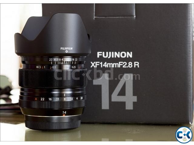 Fujifilm 14mm f2.8 ultra wide lens for Fuji X-bodies large image 0