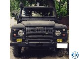 land rover -Defender 90