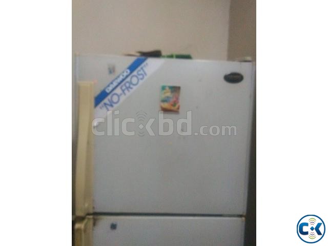Single handedly used One Daewoo Refrigerator. large image 0