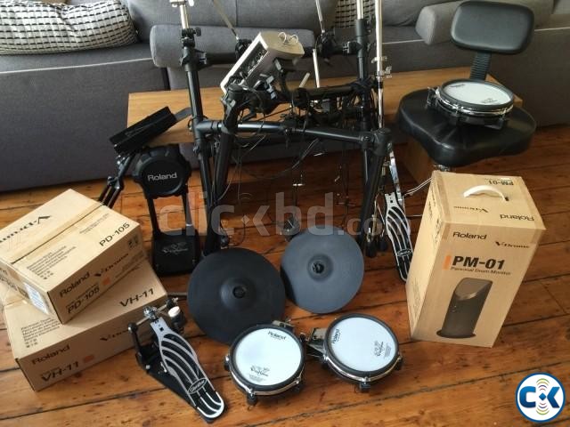 USA Roland electronic drum kit. large image 0