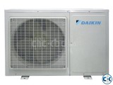 Wall Mounted Split Air Conditioner DAIKIN 2.5 ton