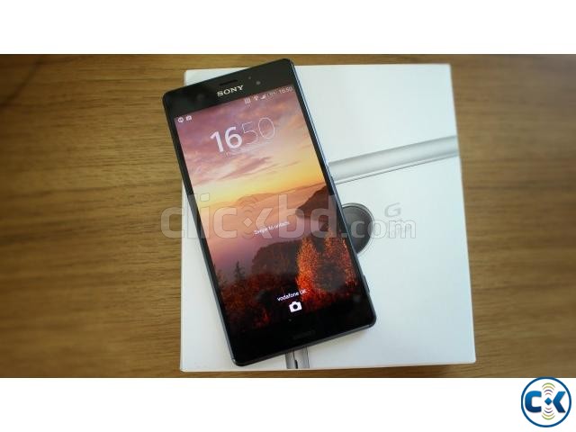 Sony xperia Z3 LTE Black almost New Box large image 0
