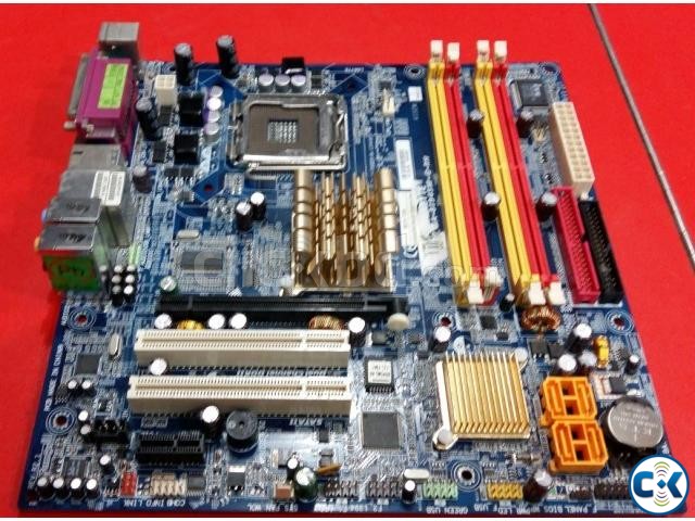 Gigabyte 945 Desktop Motherboard large image 0