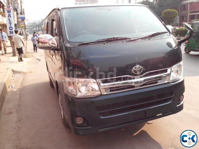 TOYOTA HIACE SUPER GL 2010 large image 0