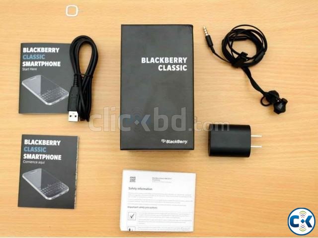 Brand New Blackberry Classic Sealed Pack With 1 Yr Warranty large image 0