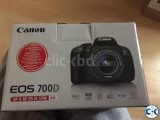 CANON EOS 700D CAMERA DSLR