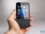 Brand New Blackberry Q5 Sealed Pack With 1 Yr Warranty