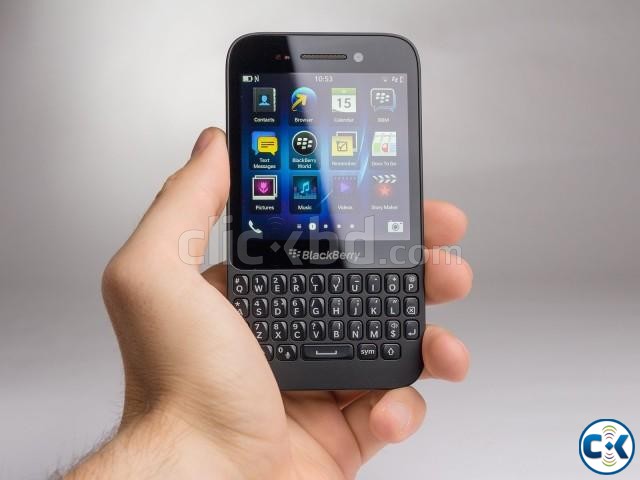 Brand New Blackberry Q5 Sealed Pack With 1 Yr Warranty large image 0