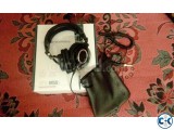 Audio-Technica ATH-M50x Professional Studio Monitor Headphon