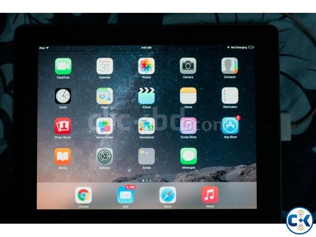 Apple Ipad 2 9.7 inch 16gb With case and MAGIC flip cover large image 0