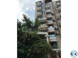 South facing airy spacious 4 bed apt in Uttara