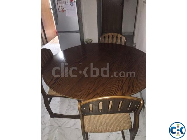 Hatil Round dining table large image 0