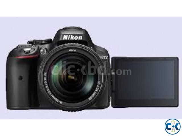 Nikon camera DSLR D5300 has 24.2 megapixel large image 0