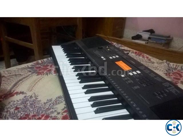 Yamaha Keyboard PSR E343 large image 0