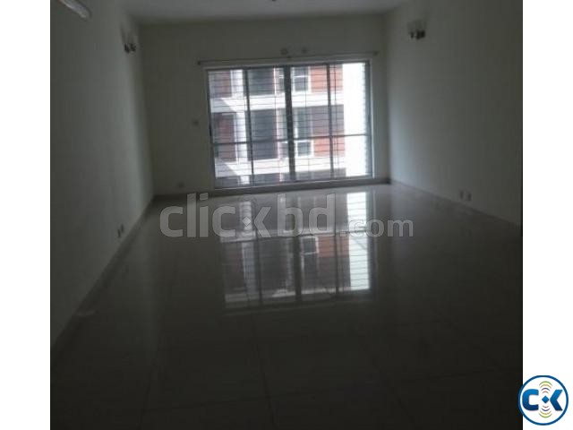 Nice Commercial Space with Good Location large image 0