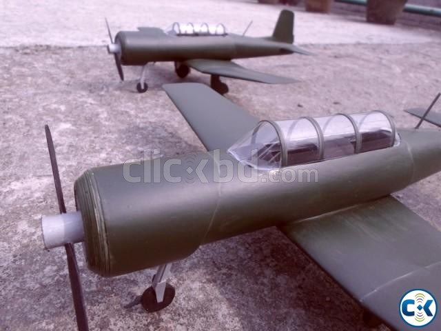 PT-6 AIRCRAFT GREEN  large image 0