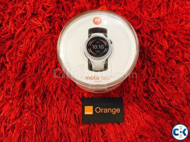 Moto 360 sport sealed pack large image 0