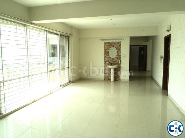 2200sft Flat Rent Apartment for Rent Banani large image 0