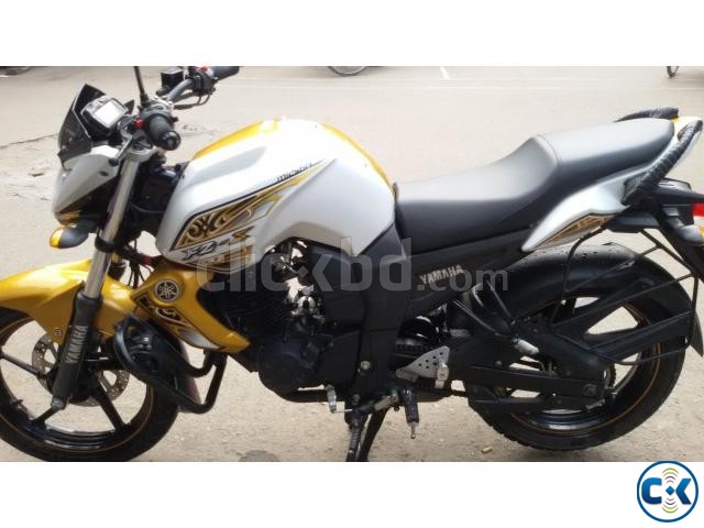 Yamaha Fzs 153 cc run-4480 km 2015 large image 0