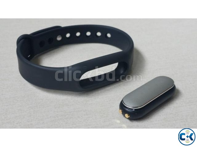 XIAOMI MI BAND SMART FITNESS TRACKER large image 0