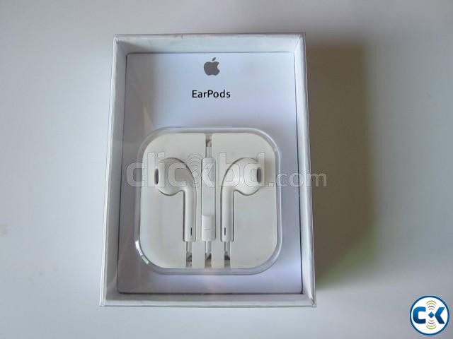 100 original Apple Earphones. large image 0