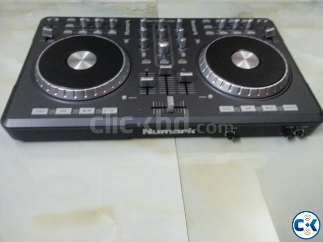 Numark MIxtrack PRO large image 0