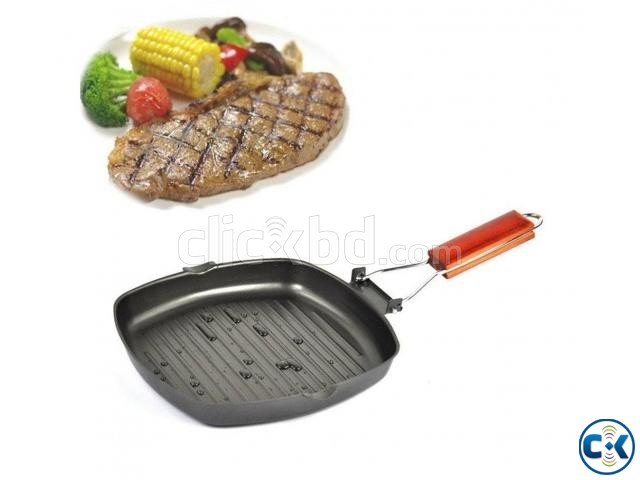 HEAVY GAUGE DELUXE NON STICK 28cm large image 0