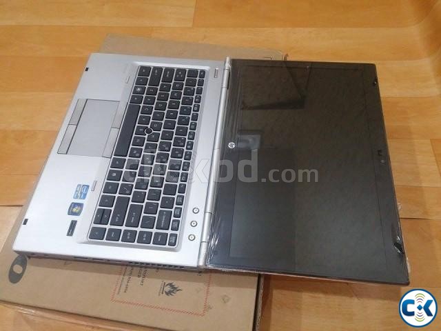 HP EliteBook Graphic 3GB Core i7 4GB large image 0