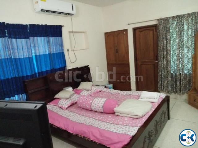 Fully Furnished Apartments and room rents in Uttara large image 0
