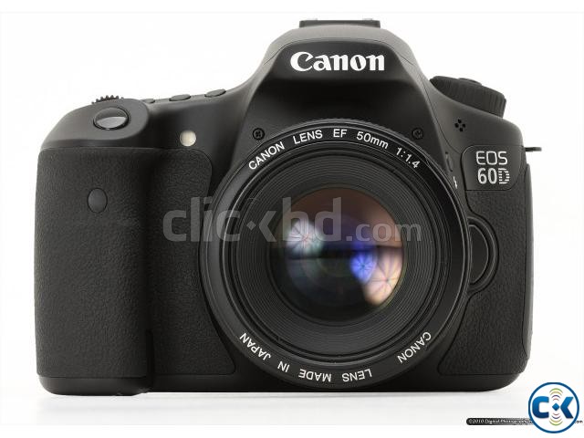 Canon 60D with 18-135mm stm prime50 filter 32gb memory card large image 0