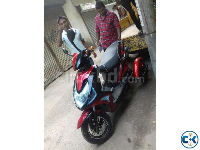 Exploit-063 Three wheeler Bike large image 0
