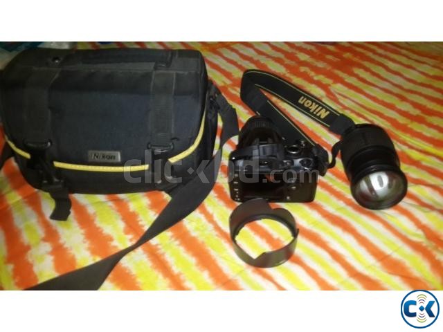 Nikon D60 DSLR 18-105mm lens and Camera Bag large image 0