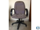 BOSS REVOLVING CHAIR WITH HYDRAULIC SYSTEM