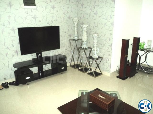 Banani 1370sft flat rent 3Bed large image 0