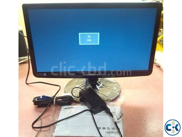 Samsung 19 LED Monitor mark large image 0