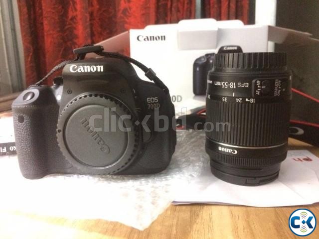 DSLR 700D Made in japan with 18-55 lens large image 0