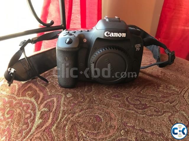 Canon 7D Mark ii DSLR Camera 770shoots. large image 0