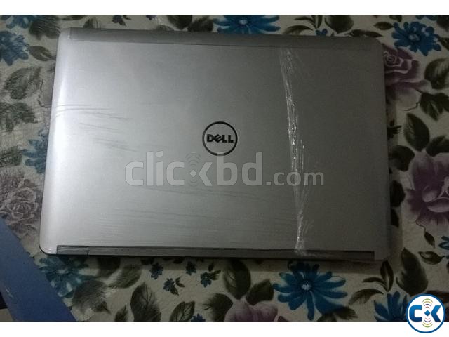 DELL Latitude 4th Gen Core i5 large image 0