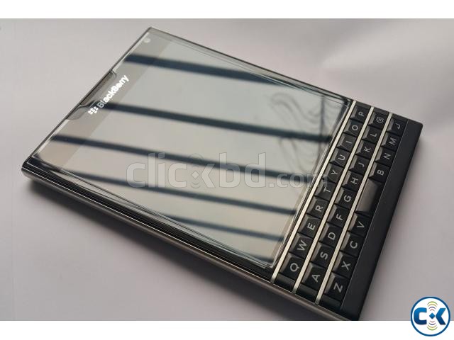 Blackberry Passport large image 0