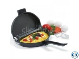 NON-STICK FOLDING OMELETTE PAN