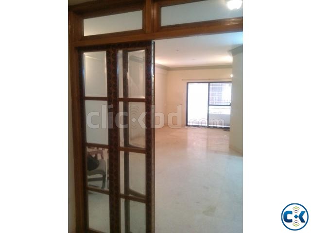 Semi-Furnished Classical Flat at Gulshan large image 0