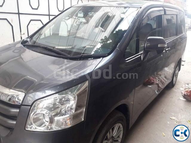 2009 Toyota Noah X Used-Registered  large image 0