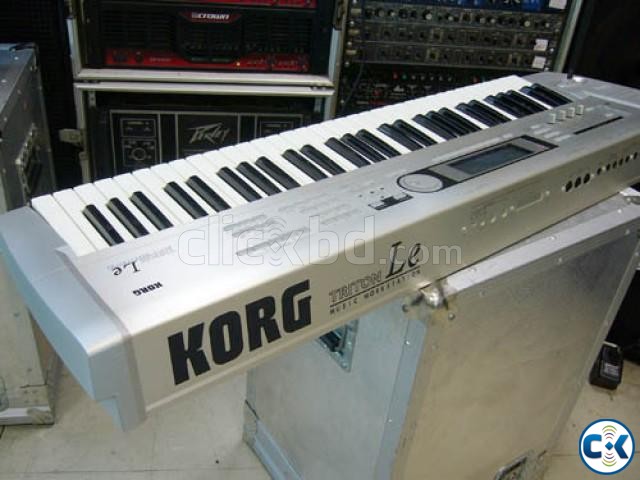 Korg Triton Le large image 0